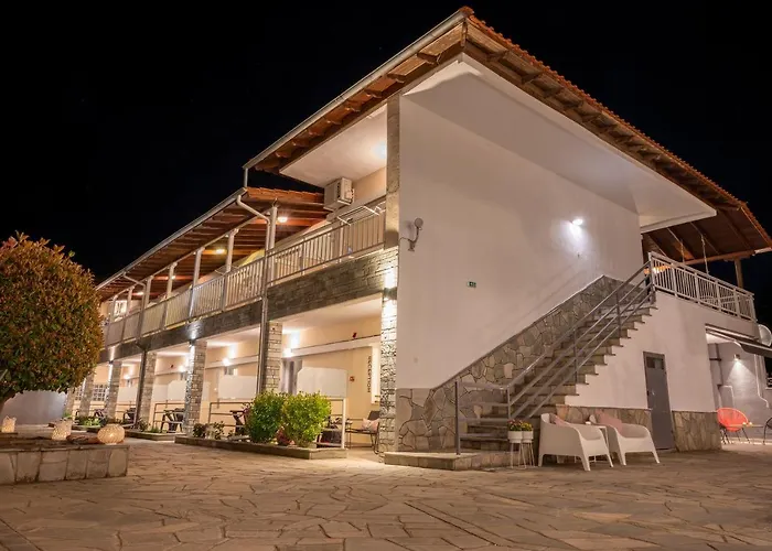 Hotel Bella Terra Nature Living Asproválta