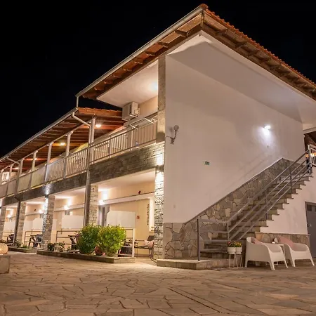 Ξενοδοχείο Bella Terra Nature Living Ασπροβάλτα